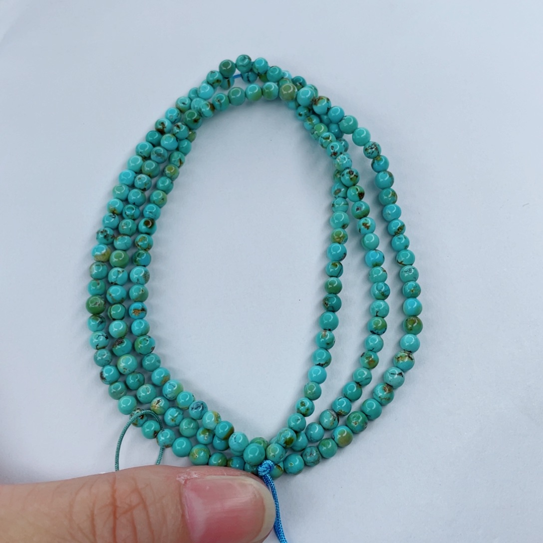 绿松石颈饰未镶嵌