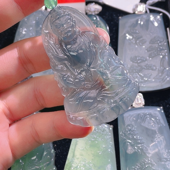 翡翠颈饰未镶嵌58，