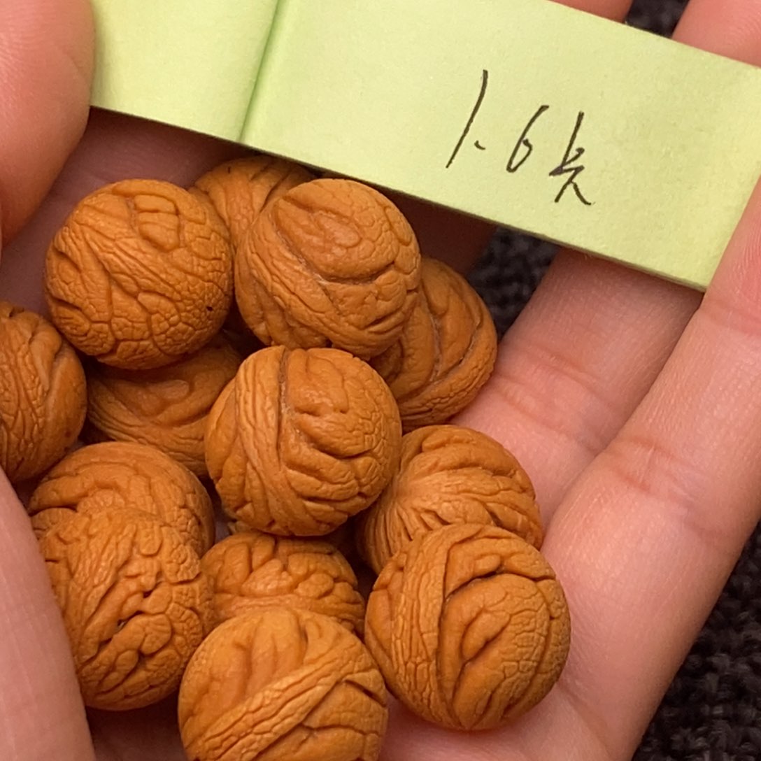 秦岭山脉龙纹桃核 15