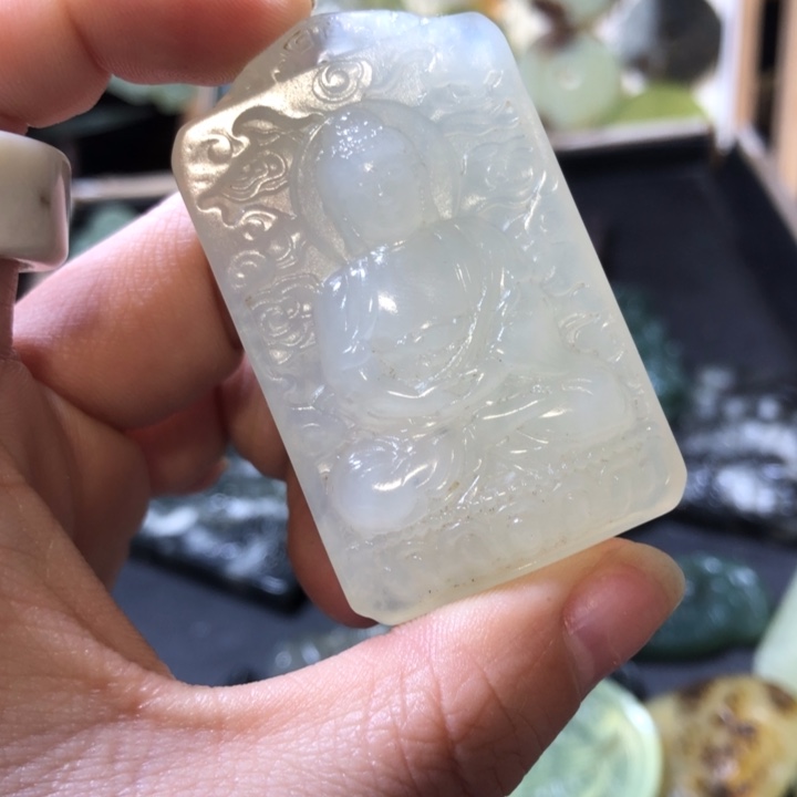 岫玉岫玉挂件未镶嵌