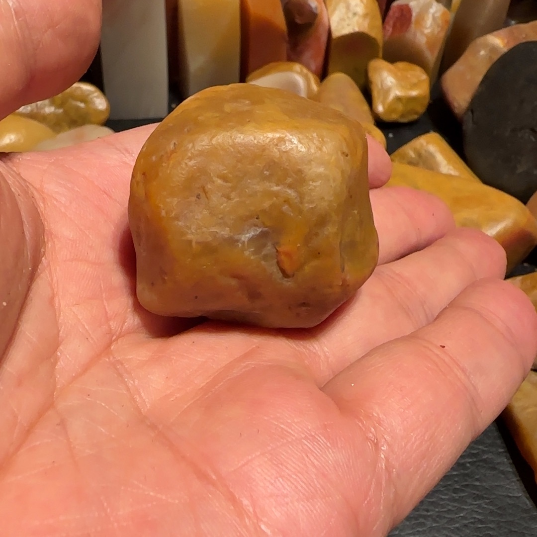 老挝石田黄原石，．．．