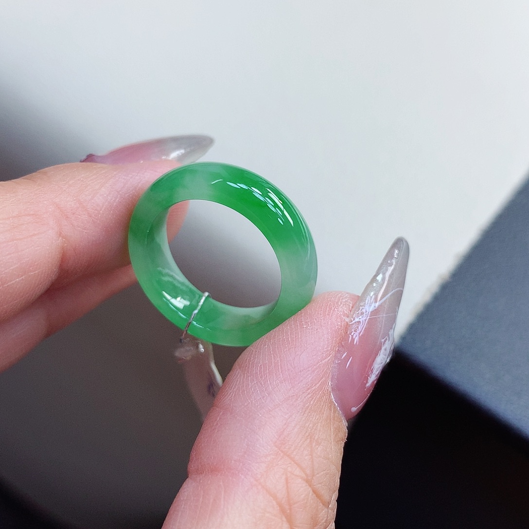 翡翠戒指未镶嵌14号