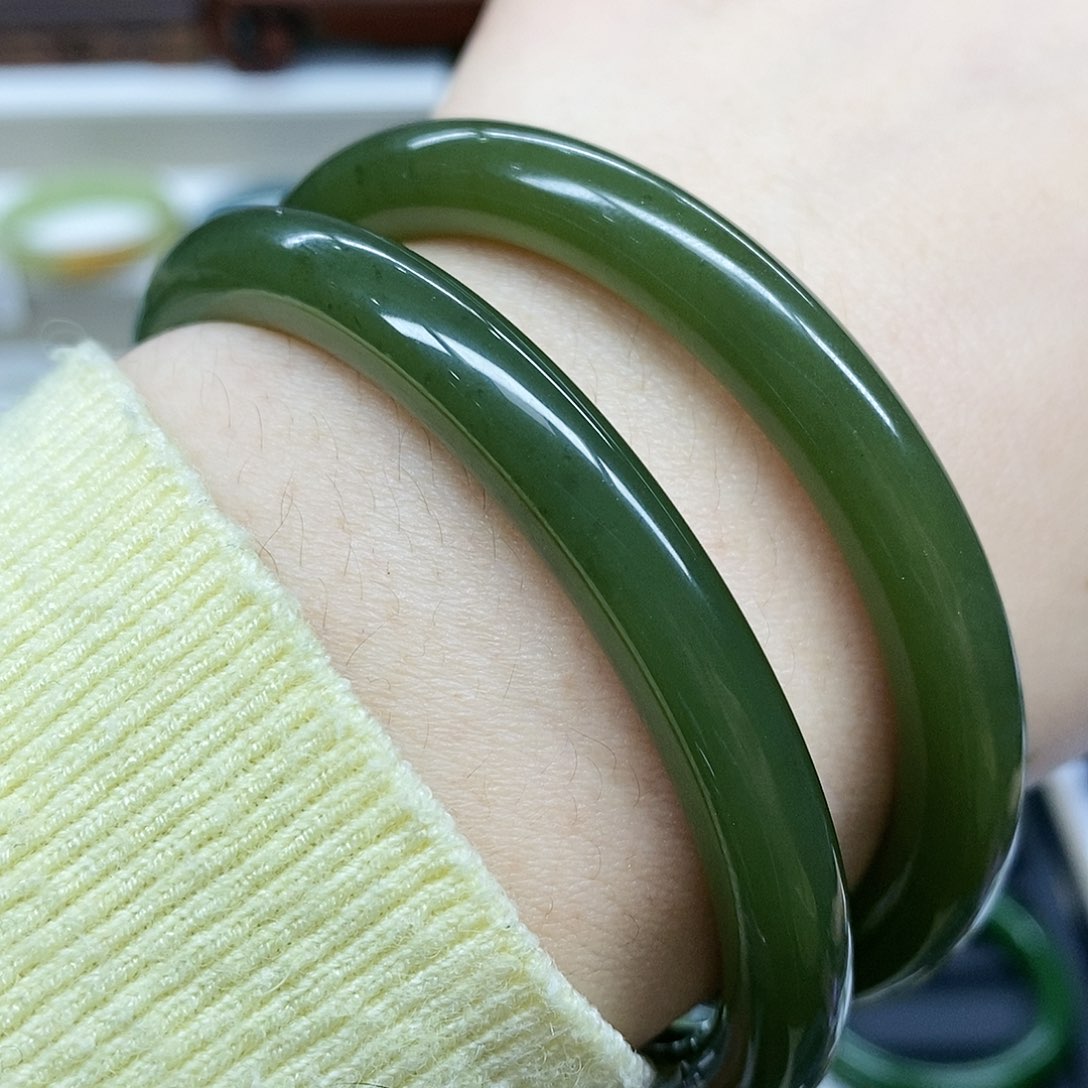 【闪购商品】和田玉手镯未镶嵌