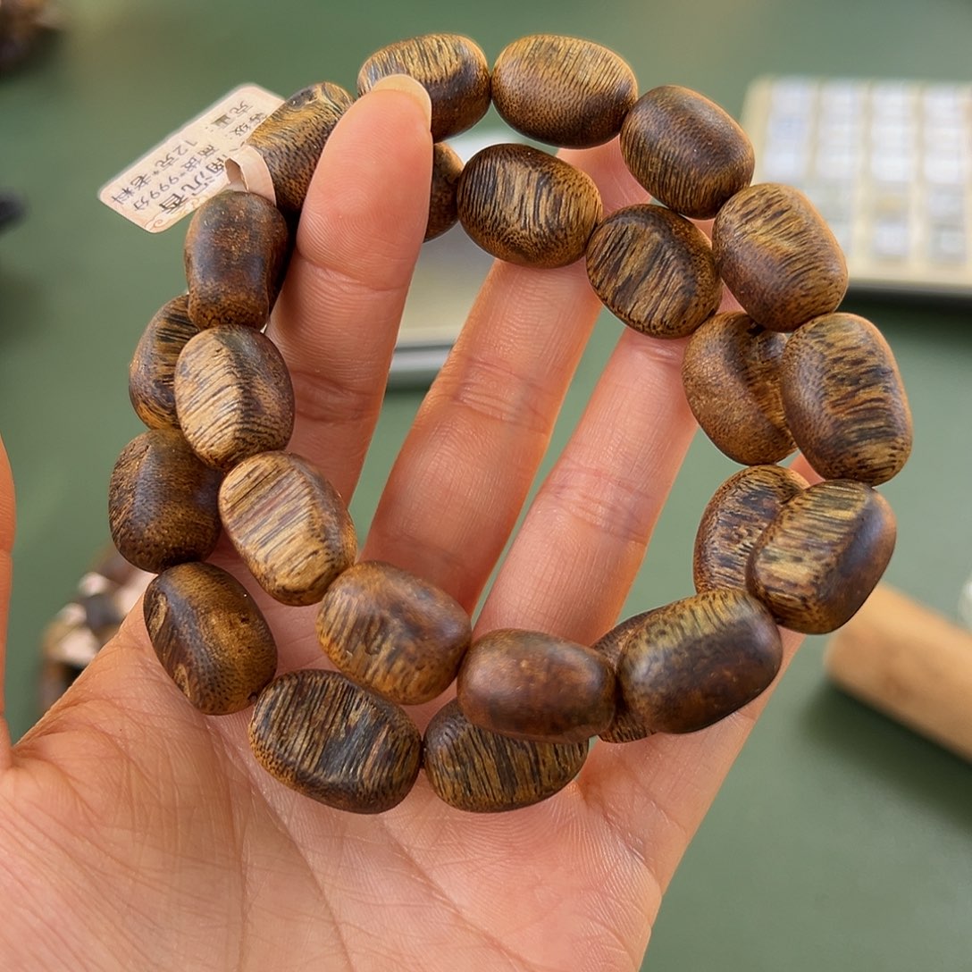 沉香手串白棋留疤12克1.2多样性发一条