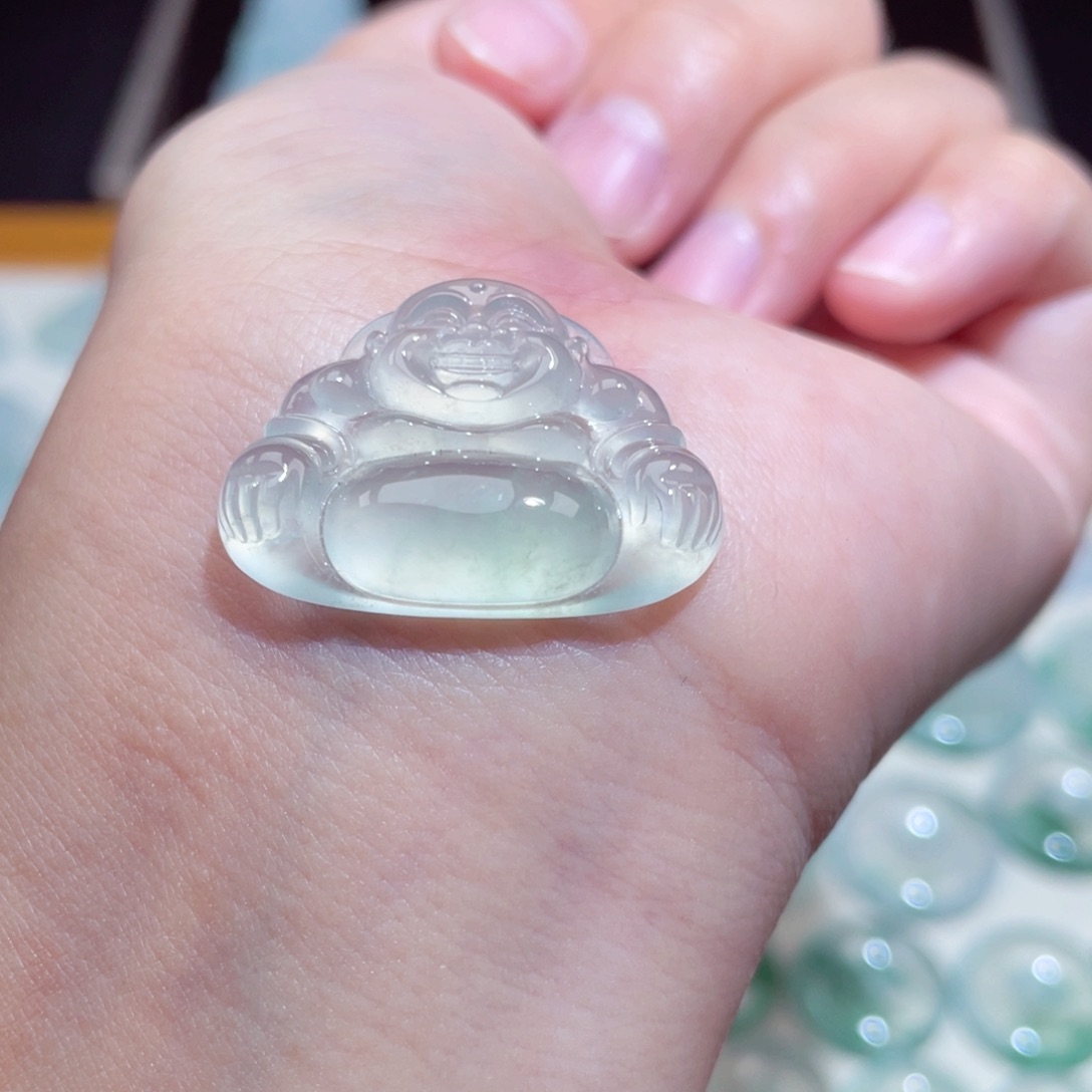 颈饰未镶嵌翡翠佛公