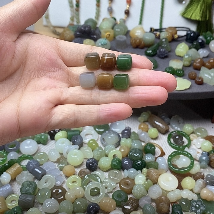 未镶嵌和田玉挂件方糖68一个多样性发其一