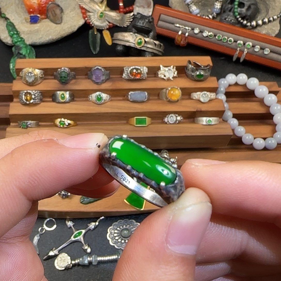 飞***站翡翠银S925镶嵌戒指