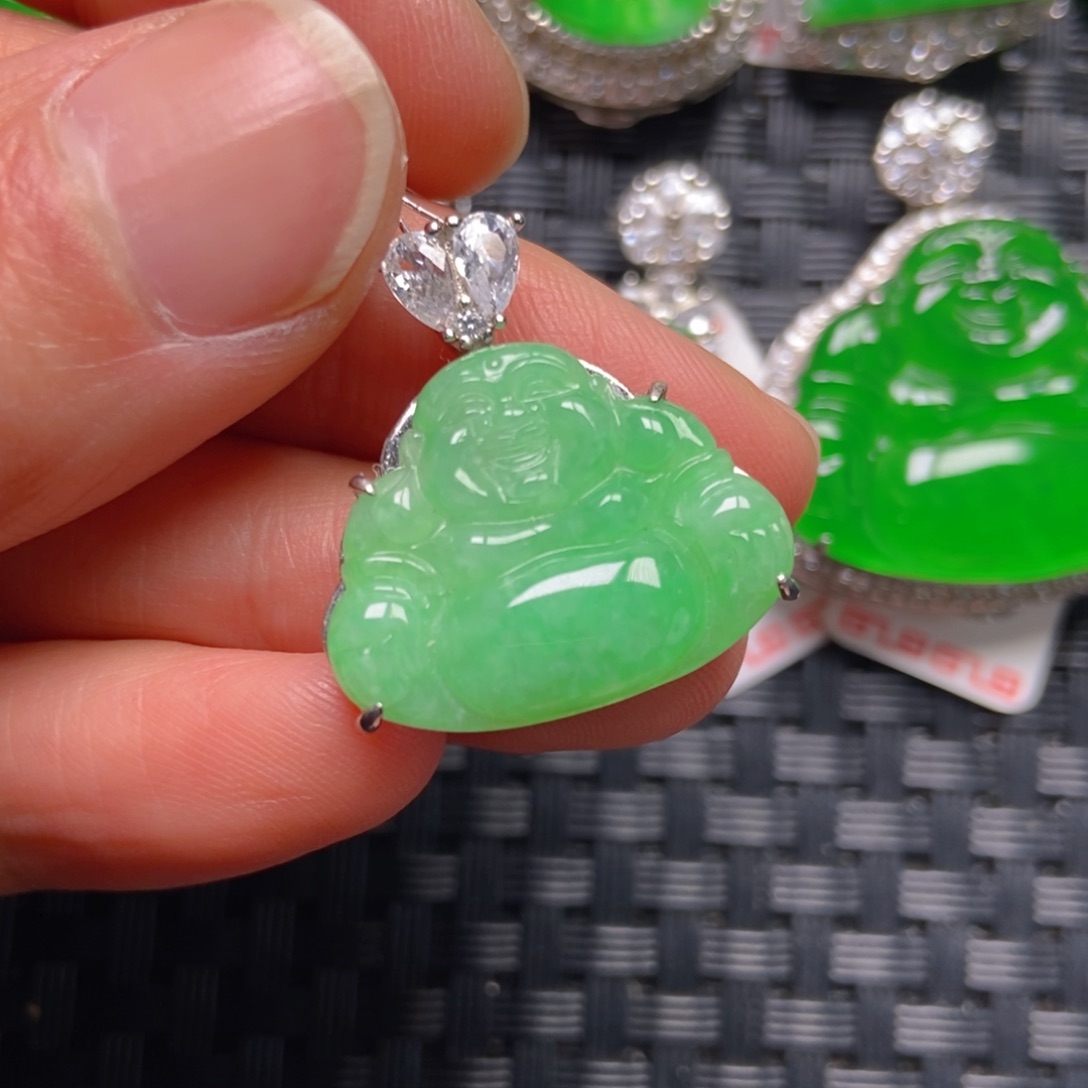 翡翠银S925镶嵌颈饰佛公吊坠
