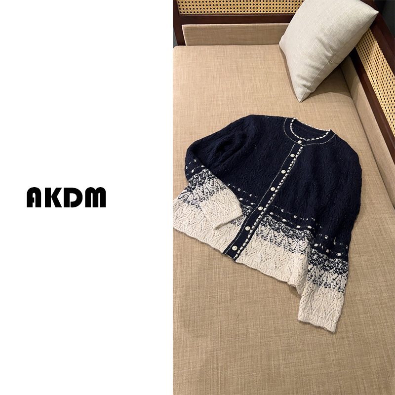 碎银子AKDM 撞色羊毛针织长袖外套女开衫上衣3671