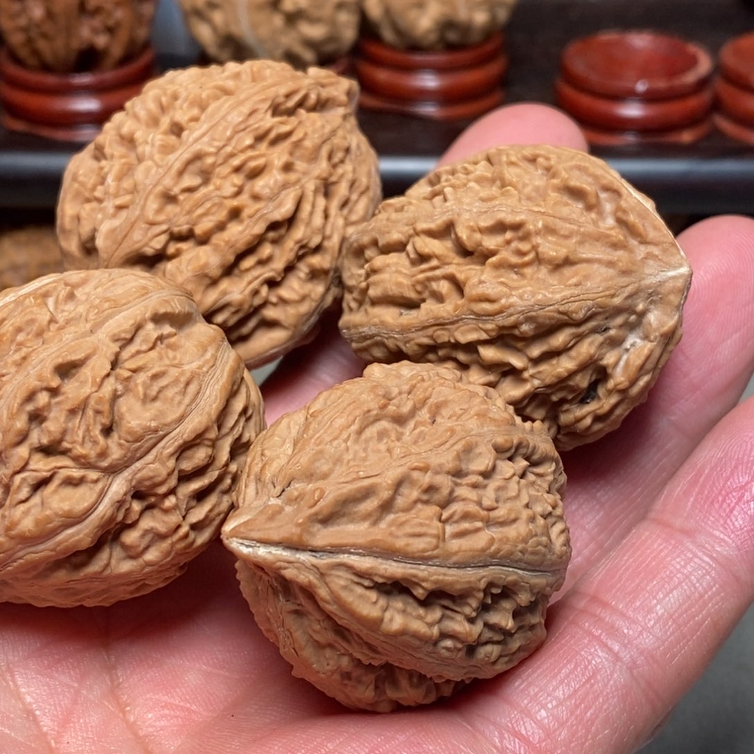 孙***哥文玩核桃吊坠07文玩核桃把件