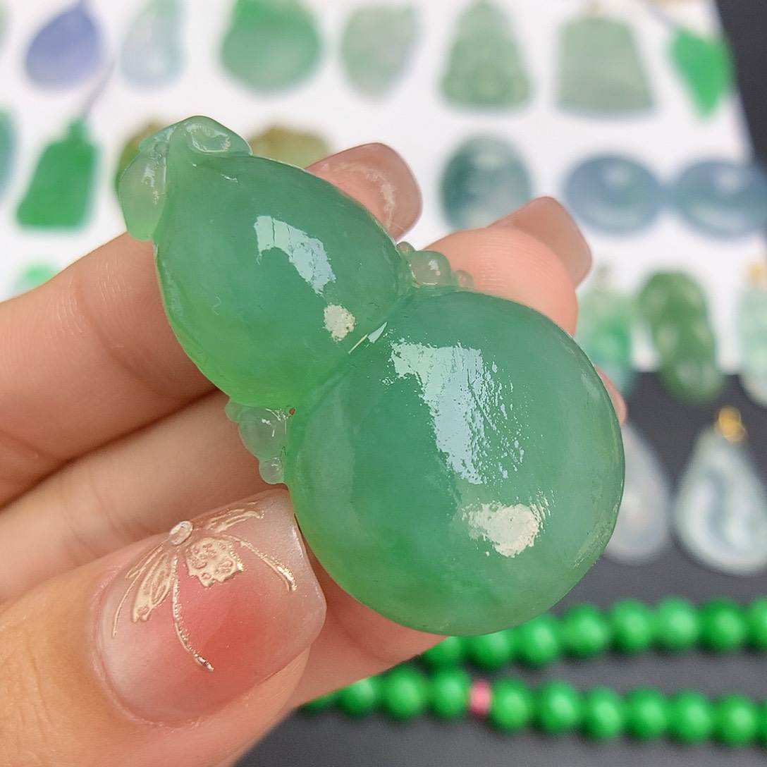 定制翡翠未镶嵌葫芦