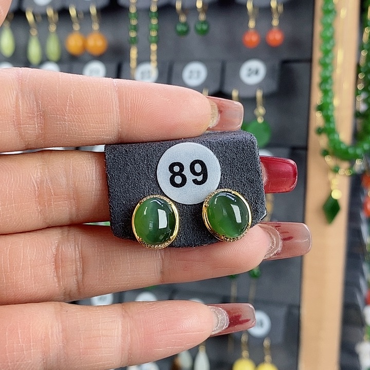 和田玉耳饰18K金镶嵌