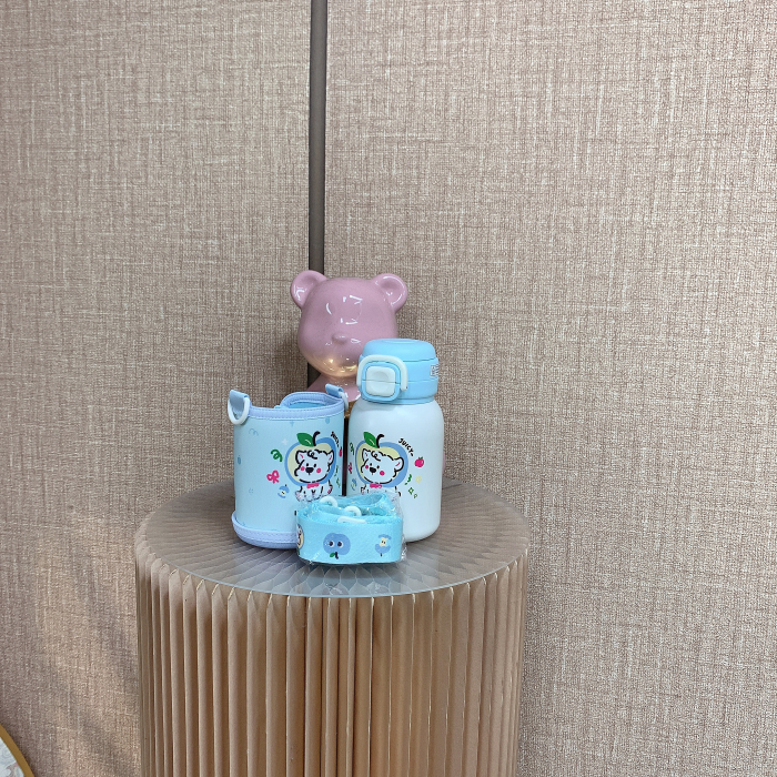 BZ446  BZ447  宝宝儿童保温杯  570ML  一盖双饮