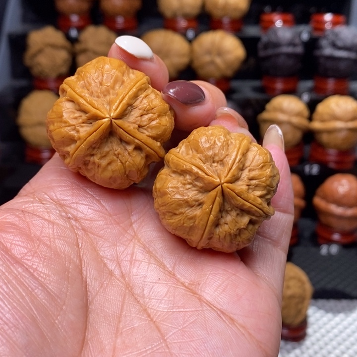 文玩核桃把件方印四棱34尺…………101