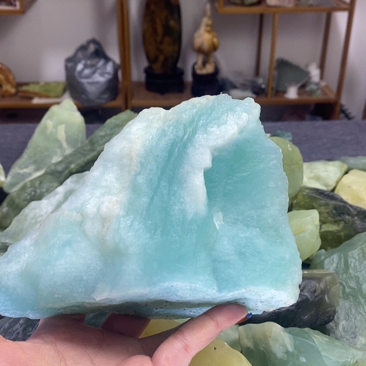 蛇纹石玉未镶嵌简易