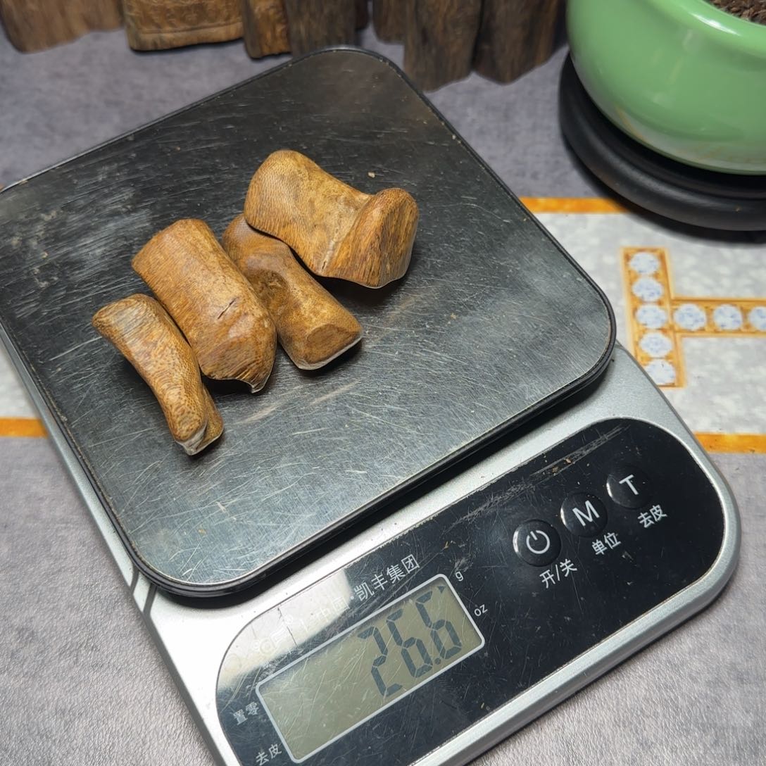 树脂制品川*乌身板头料