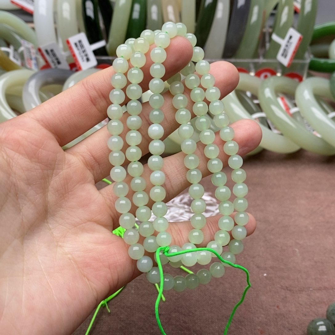 和田玉手镯未镶嵌抖****