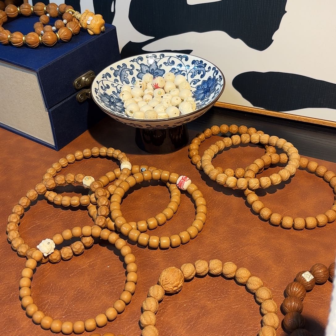 大***迷猴头核桃吊坠快递