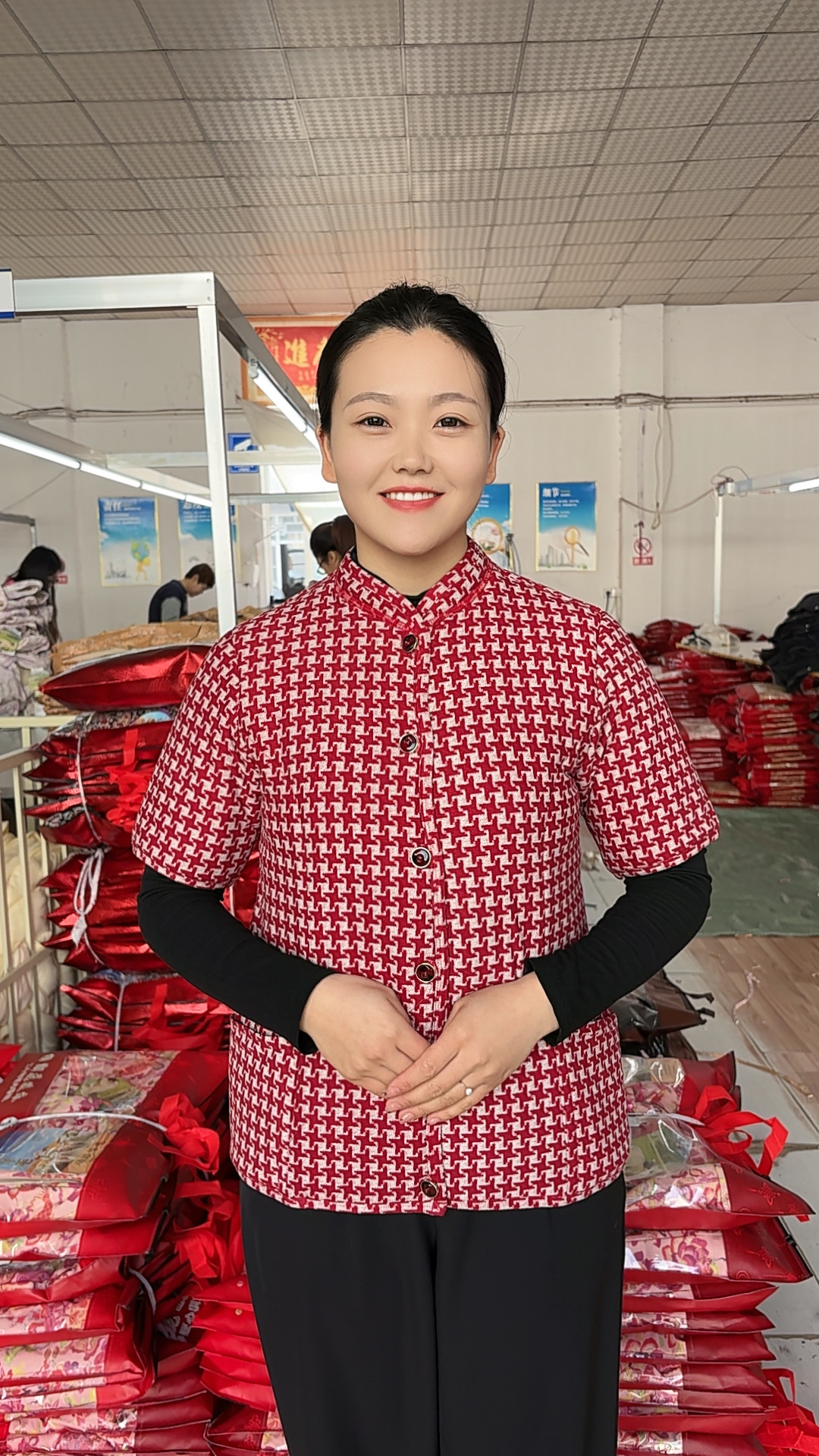 中袖中老年冬季妈妈装轻巧保暖休闲时尚棉袄马甲保暖背贴加绒保暖