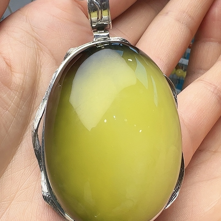 未镶嵌项链琥珀吊坠