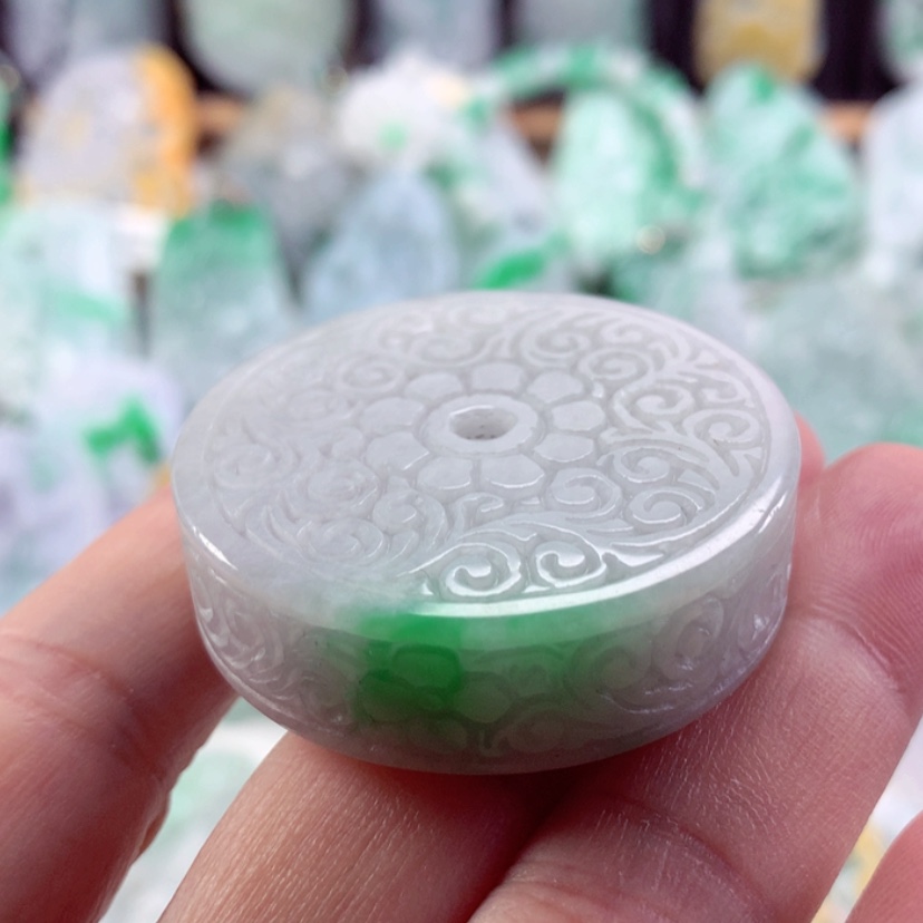 【闪购商品】翡翠吊坠(不含链)未镶嵌