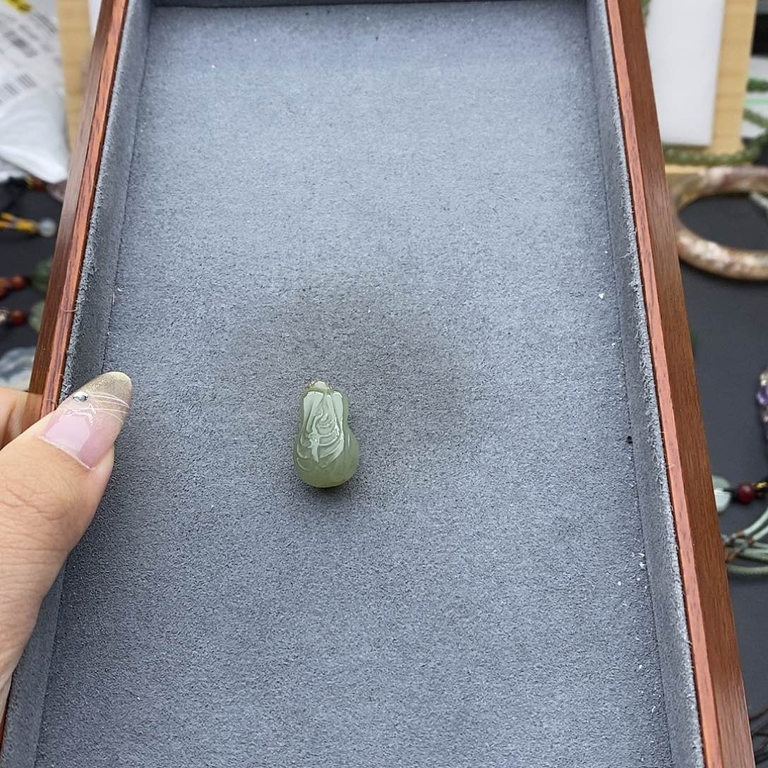 和田玉吊坠(不含链)18K金镶嵌