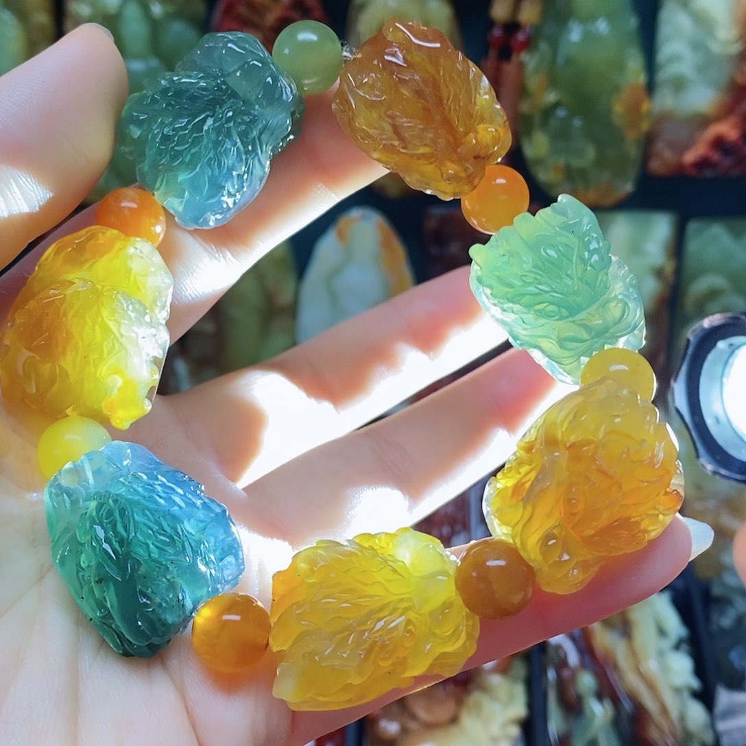 未镶嵌蛇纹石玉手链龙头手链精品
