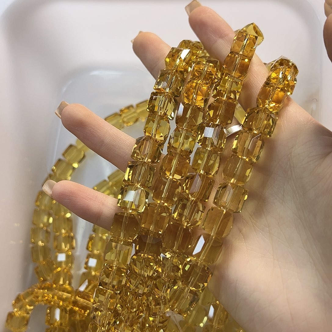 玛瑙/玉髓未镶嵌珠宝半成品黄水方糖卡10一条