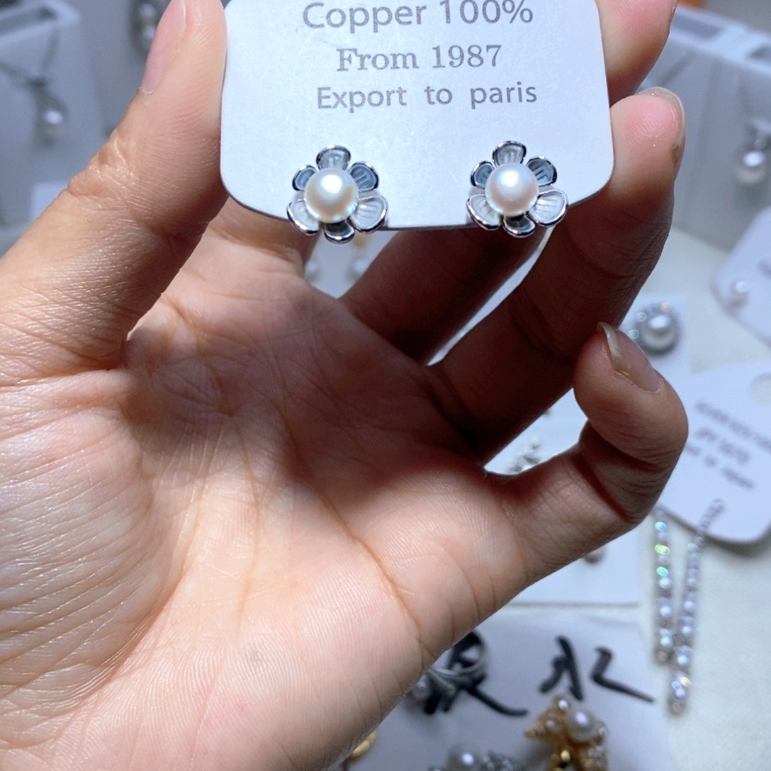 未镶嵌耳饰淡水珍珠