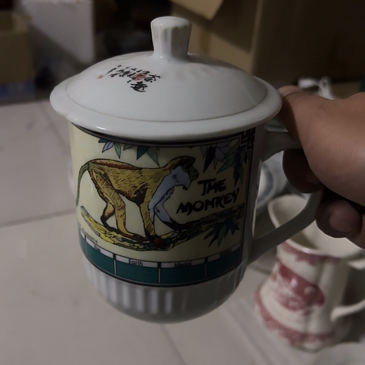 瓷片陶瓷盘子碗啥都有