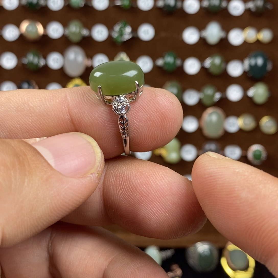 和田玉（青玉）戒指合金