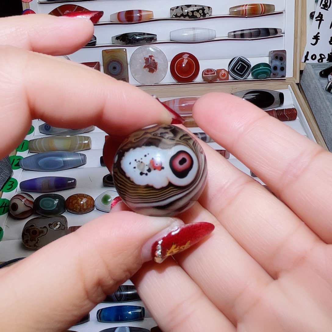 玛瑙/玉髓颈饰未镶嵌