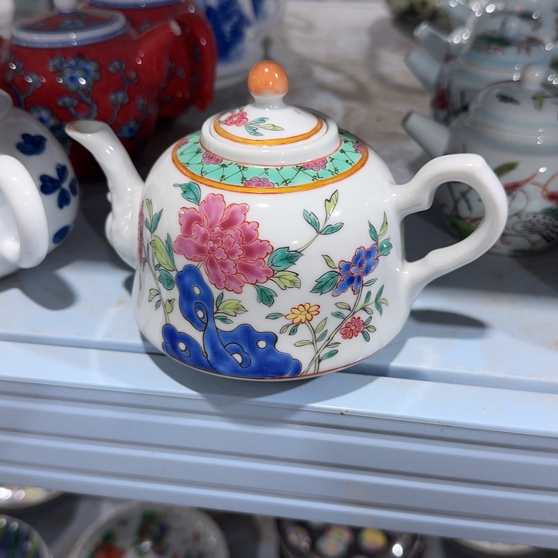 陶其他摆件等物品进行处理等操作