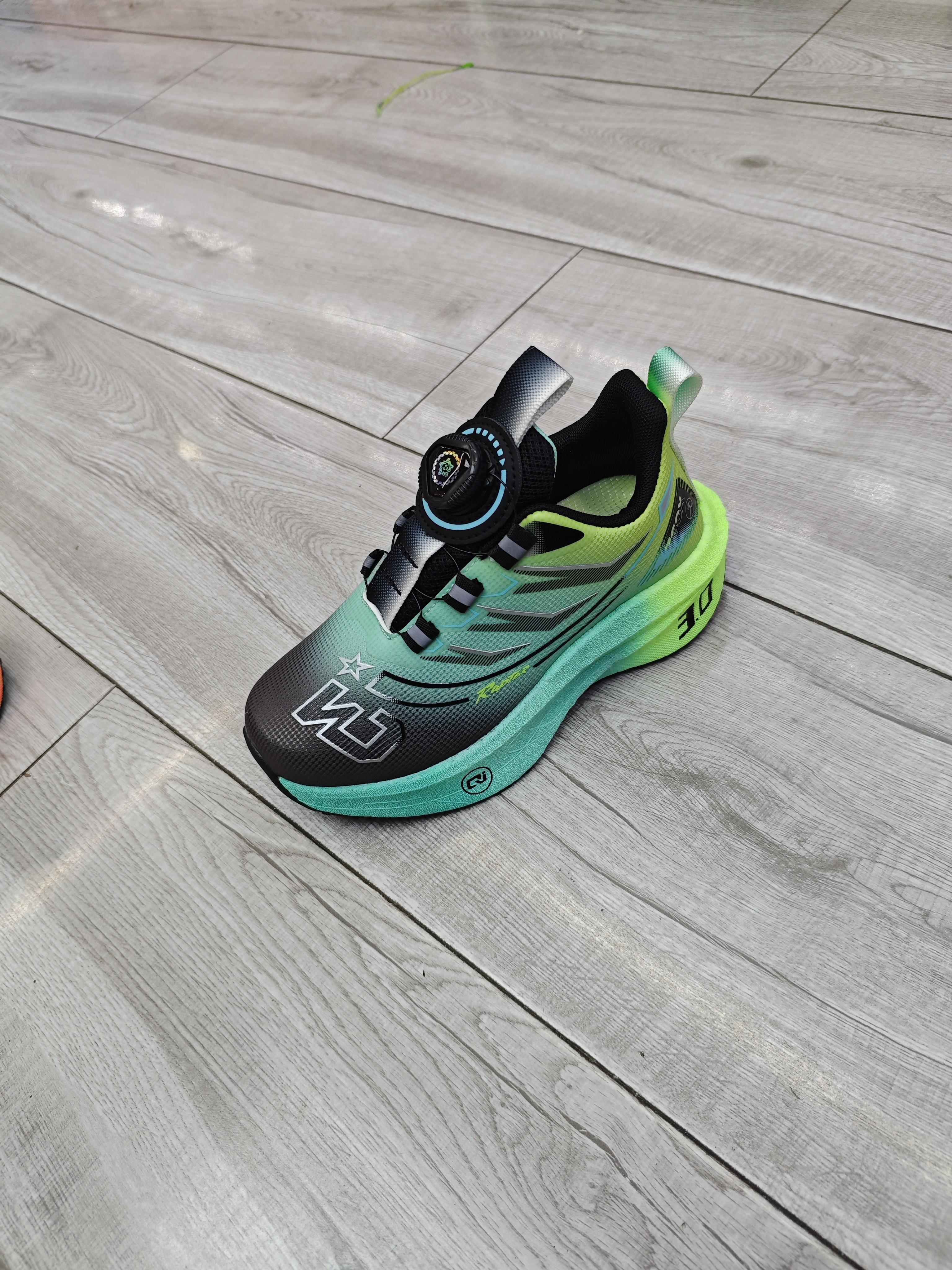 秋季减震运动风男回弹运动鞋篮球鞋训练鞋透气