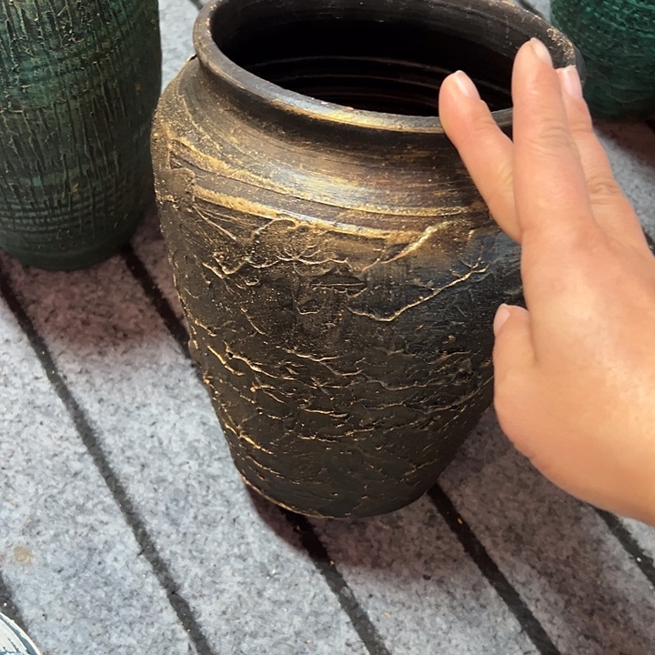 黑金浮雕直筒高23口15默认打孔