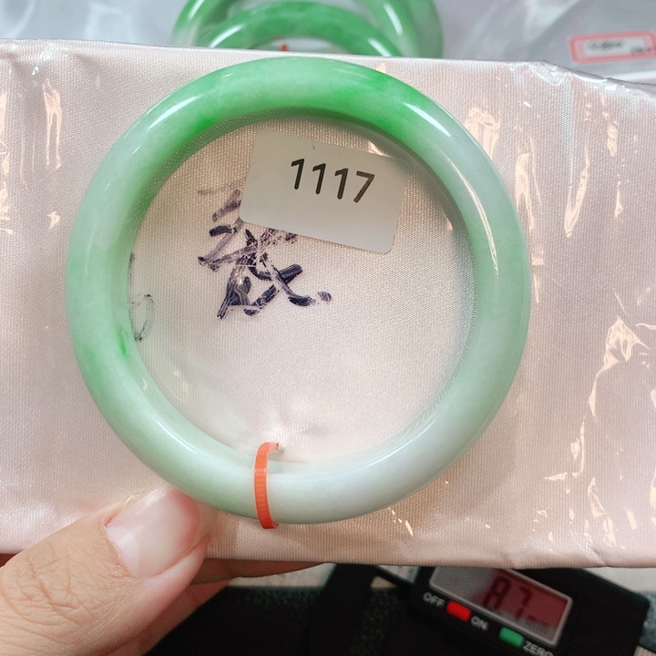 翡翠手镯未镶嵌天然翡翠手镯54