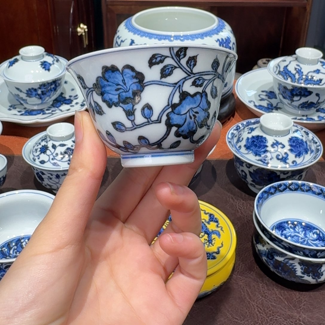 青花雯华堂手绘杯杯