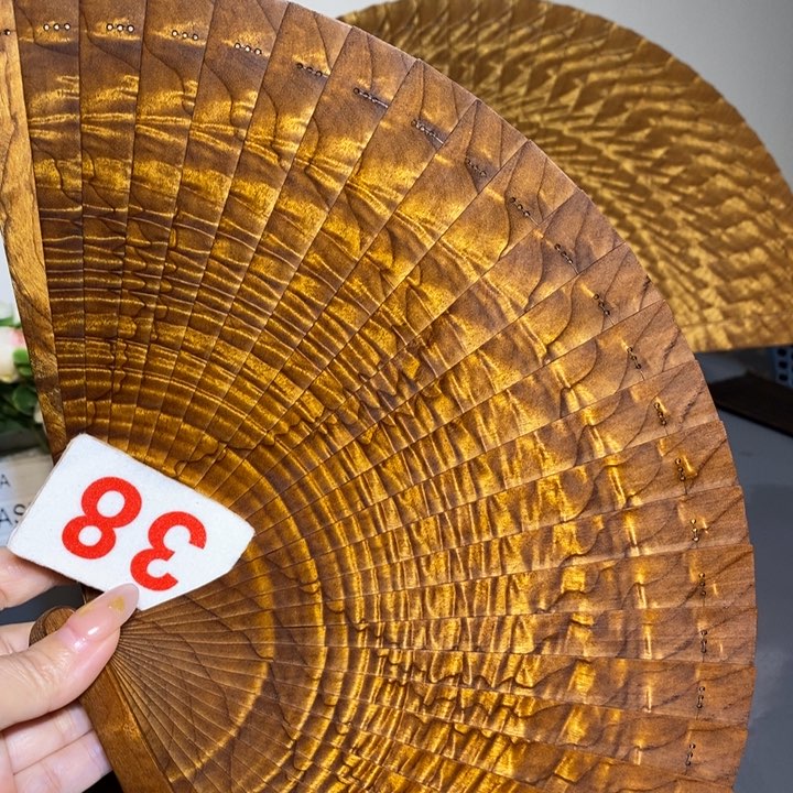 金丝楠用****5金丝楠木扇子
