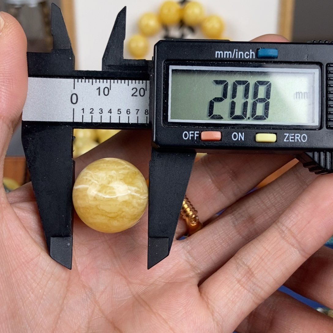 未镶嵌琥珀裸石铁***宇蜜蜡