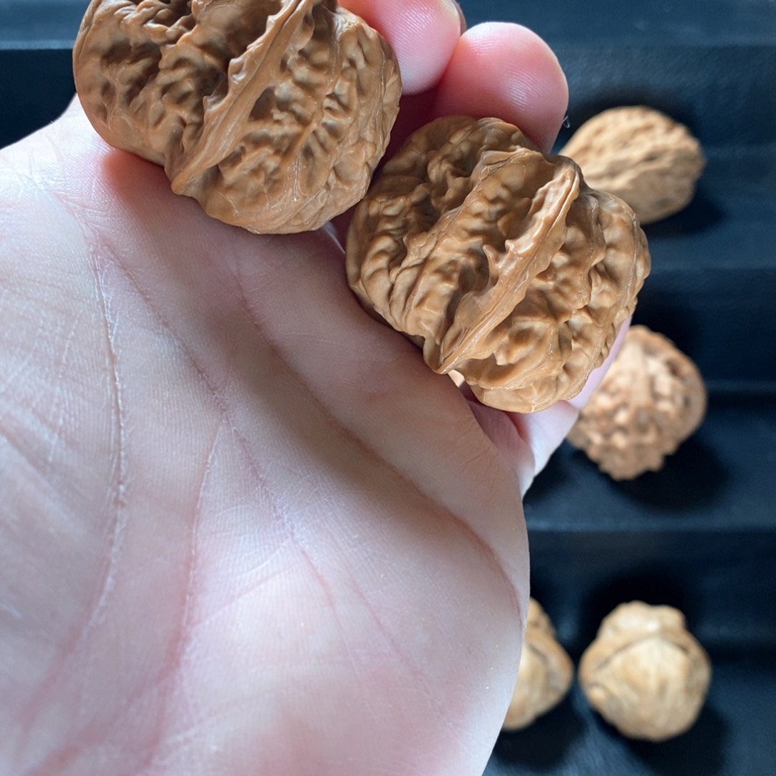 桃核把件原生态山地方块42微修