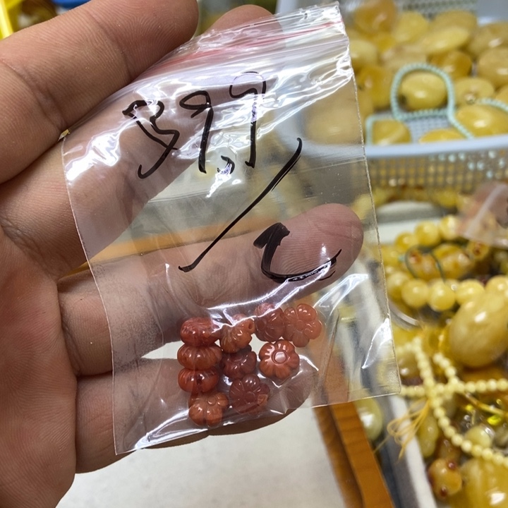 蜜蜡未镶嵌裸石多样性发货其二