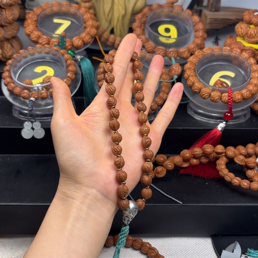 桃核吊坠兔*基0.95无修玉龙脊