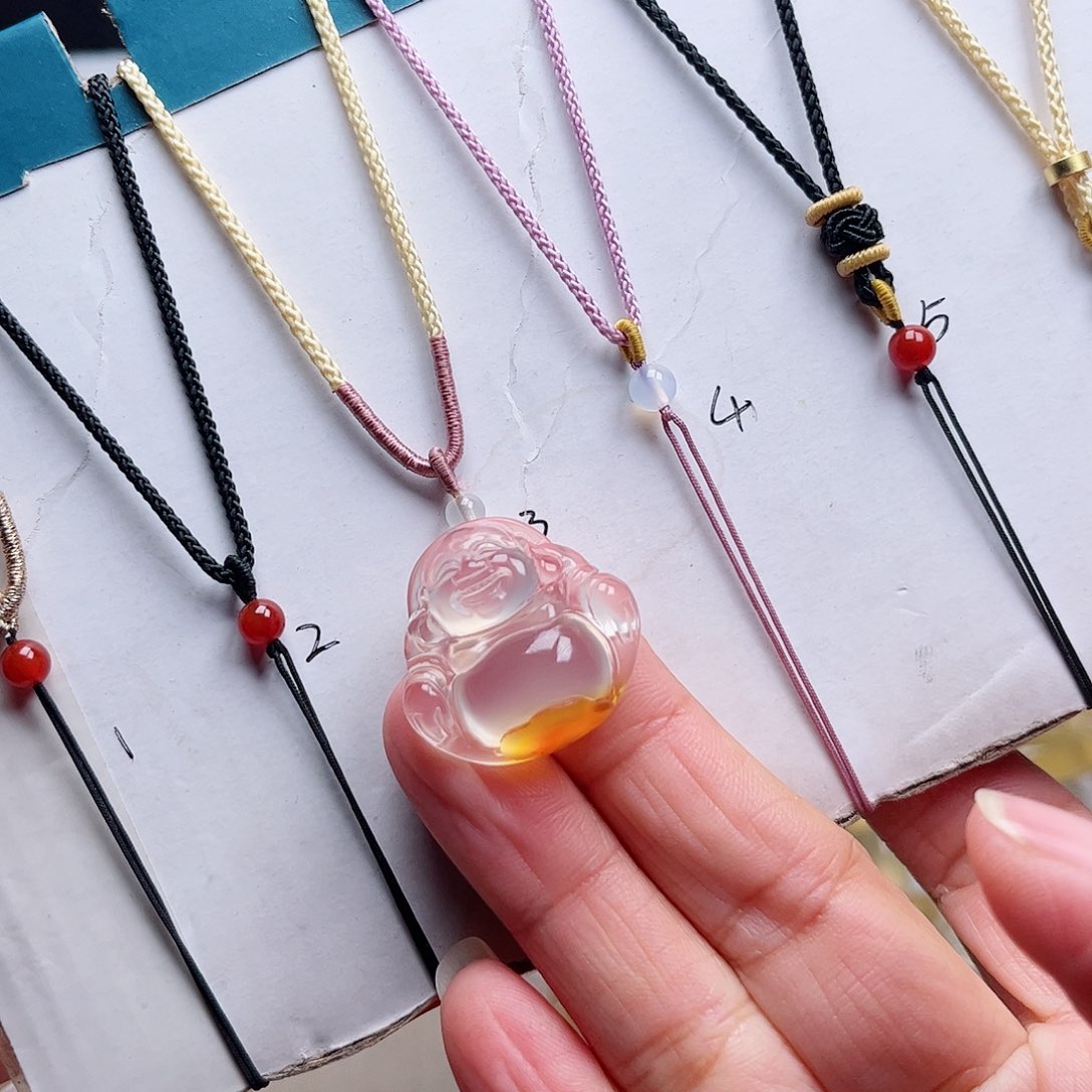 玛瑙/玉髓颈饰未镶嵌扬**亿