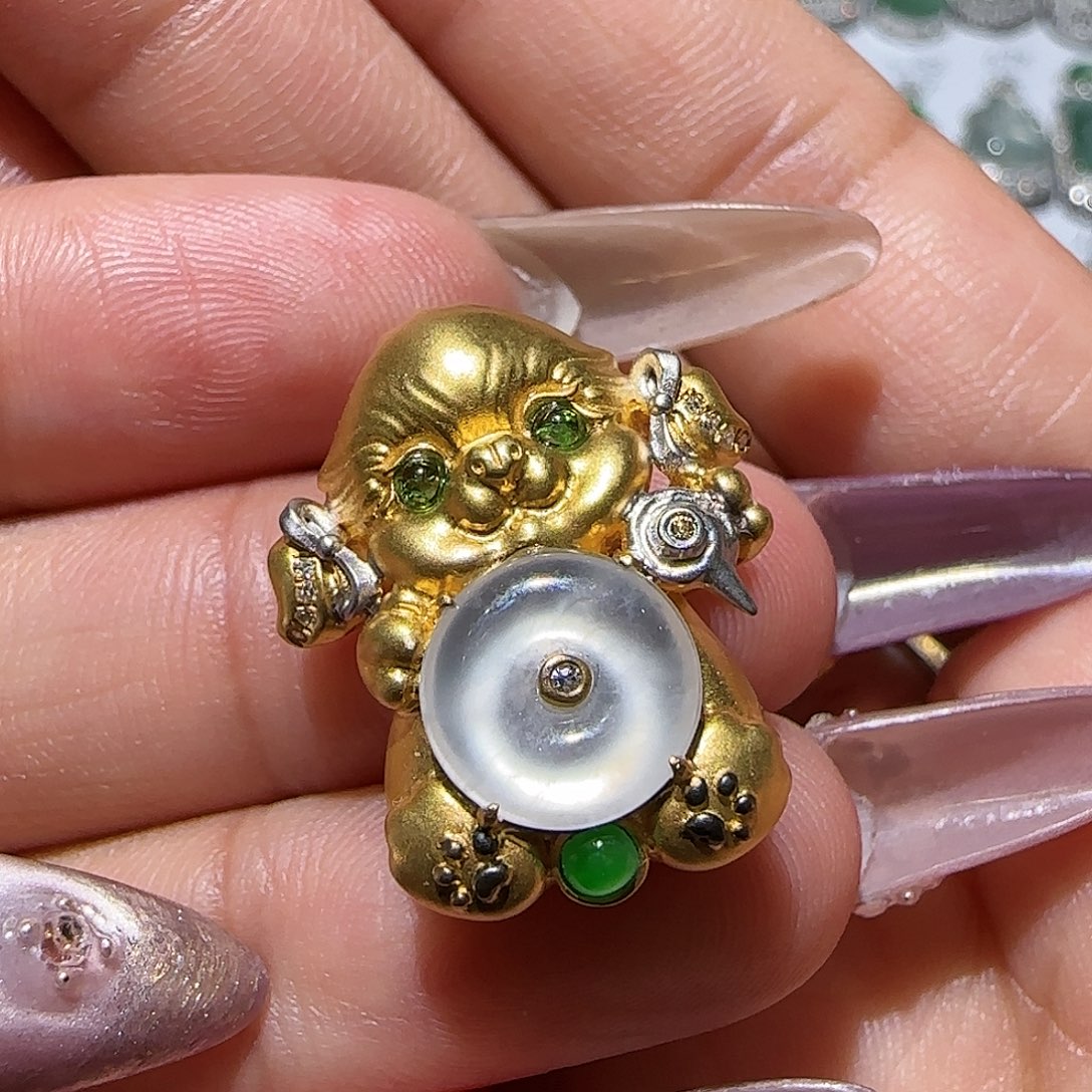 【闪购商品】颈饰18K金镶嵌翡翠天然