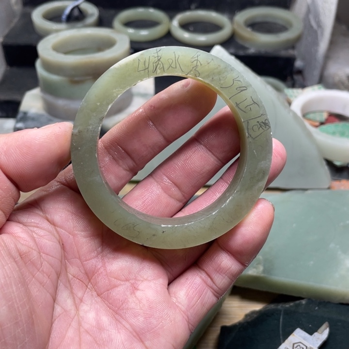 山***秀定制和田玉加工定制