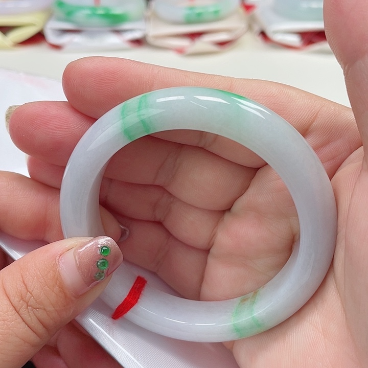 翡翠手镯未镶嵌缅甸翡翠手镯54圈