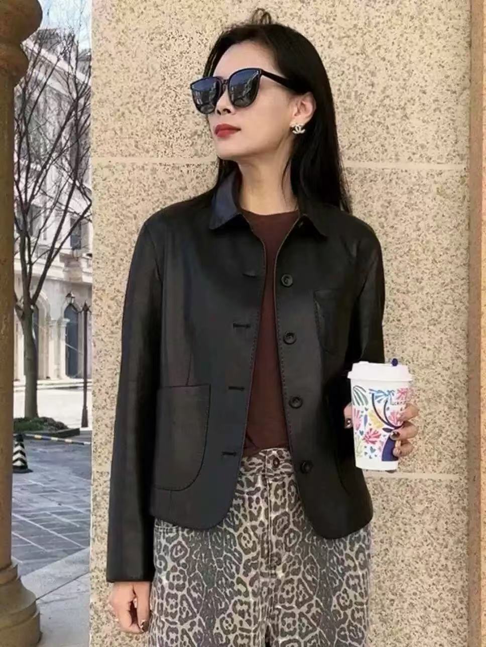 恭针皮衣外套早秋新款2025女士秋冬季皮衣立领口袋秋季长袖短款