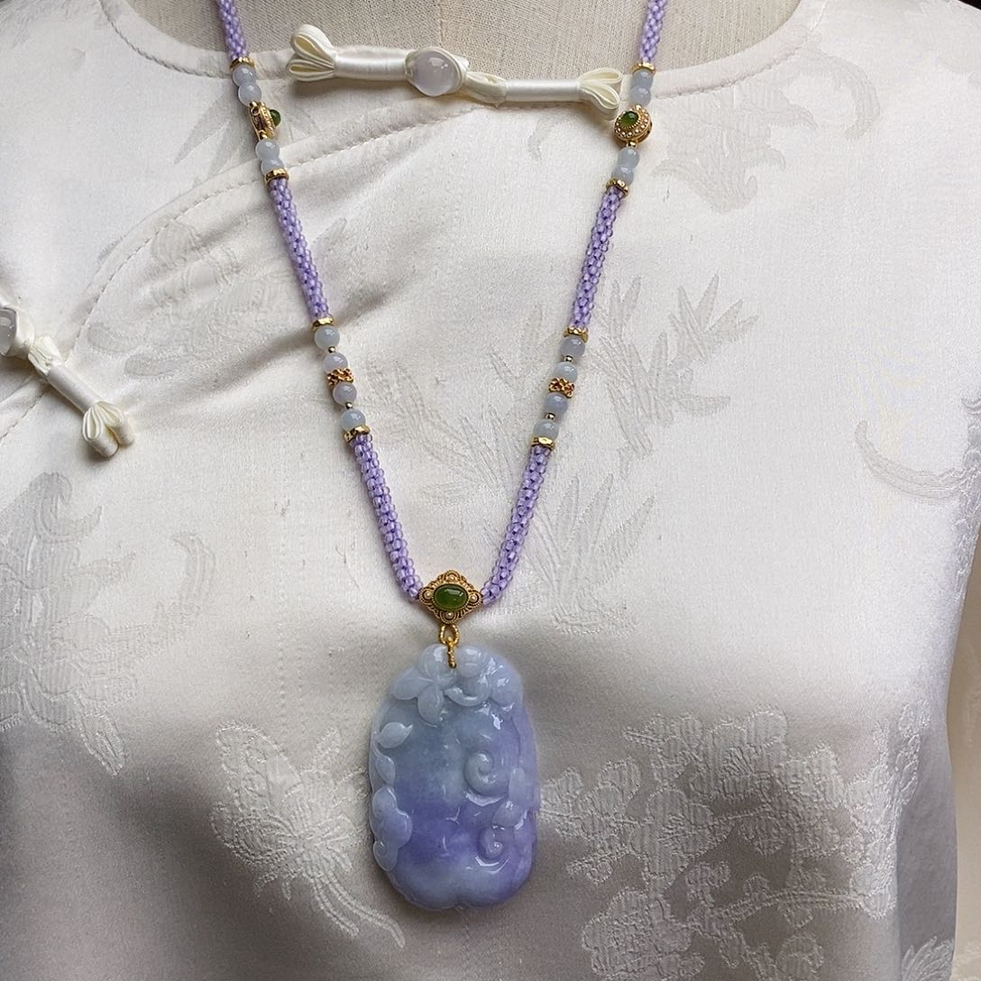 翡翠颈饰未镶嵌天然