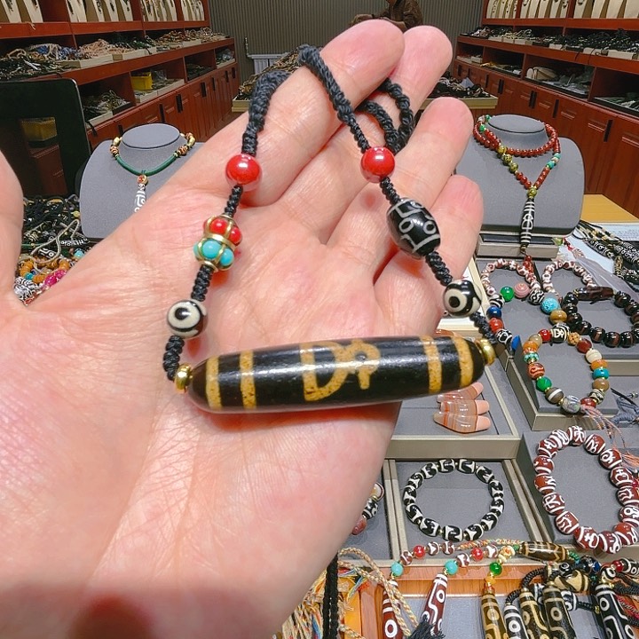 未镶嵌玛瑙/玉髓珠宝奇石