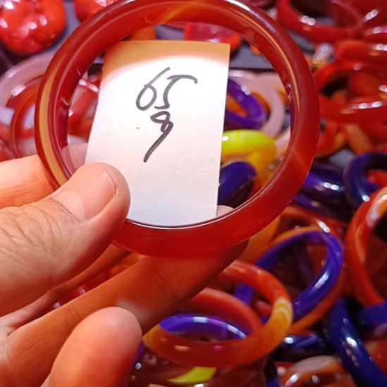 玛瑙/玉髓手镯未镶嵌